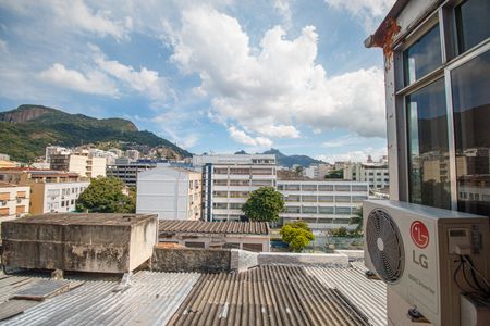 Apartamento à venda com 170m², 2 quartos e 1 vagaQuarto 1 Vista