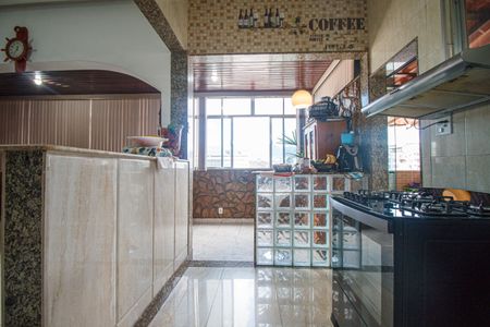 Apartamento à venda com 170m², 2 quartos e 1 vagaCozinha