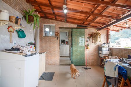 Apartamento à venda com 170m², 2 quartos e 1 vagaÁrea de Serviço