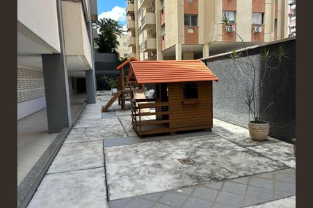 Apartamento à venda com 75m², 2 quartos e 1 vagaÁrea comum - Playground