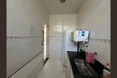 Apartamento à venda com 75m², 2 quartos e 1 vagaCozinha do salão de festa