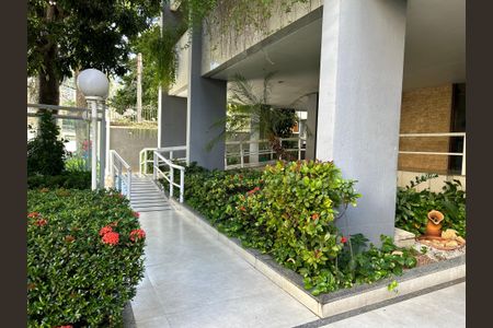 Apartamento à venda com 75m², 2 quartos e 1 vagaÁrea comum