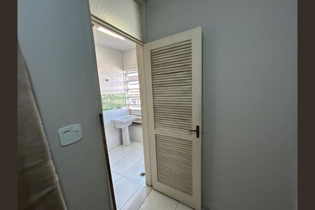 Apartamento à venda com 75m², 2 quartos e 1 vagaQuarto de Serviço