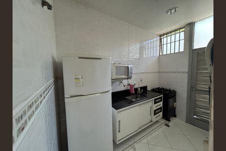 Apartamento à venda com 75m², 2 quartos e 1 vagaCozinha do salão de festa