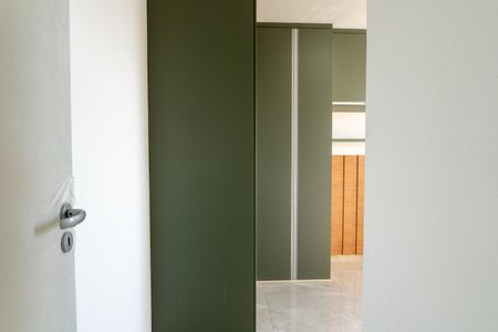 Quarto 2 de apartamento para alugar com 2 quartos, 45m² em Santo Cristo, Rio de Janeiro