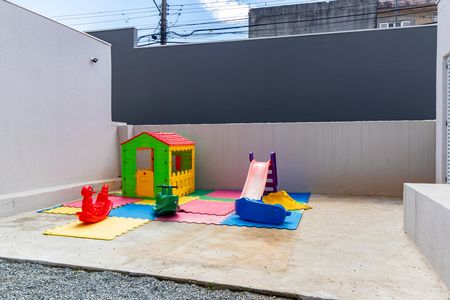 Apartamento para alugar com 40m², 2 quartos e sem vaga Apartamento para alugar com 40m², 2 quartos e sem vagaÁrea comum - Playground