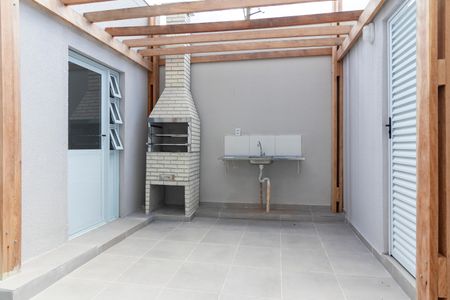 Apartamento para alugar com 40m², 2 quartos e sem vaga Apartamento para alugar com 40m², 2 quartos e sem vagaÁrea comum - Churrasqueira