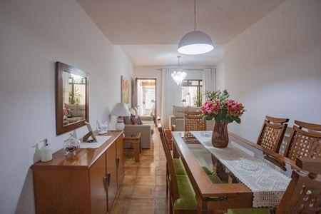 Sala de casa à venda com 2 quartos, 130m² em Sacoma, São Paulo