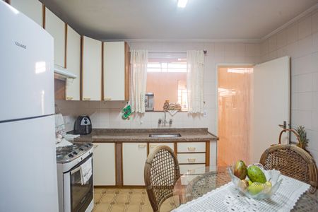 Casa à venda com 130m², 2 quartos e 1 vagaCozinha