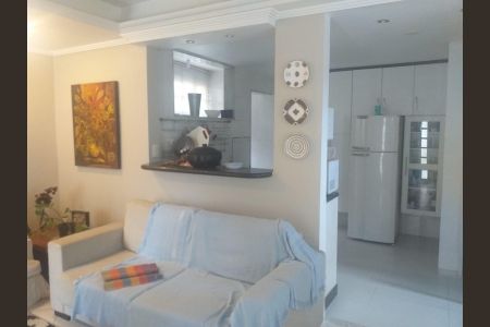 Sala de casa de condomínio à venda com 2 quartos, 90m² em Sapê, Niterói