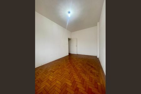 Apartamento à venda com 99m², 3 quartos e sem vagaQuarto
