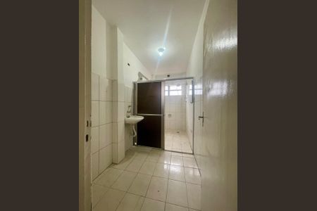 Apartamento à venda com 99m², 3 quartos e sem vagaBanheiro 