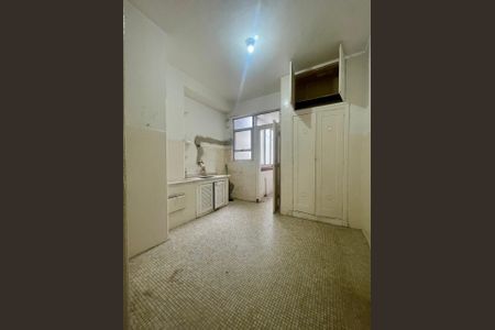 Apartamento à venda com 99m², 3 quartos e sem vagaCozinha