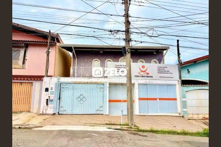 Casa à venda com 205m², 3 quartos e 1 vaga Casa à venda com 205m², 3 quartos e 1 vagaFoto 01