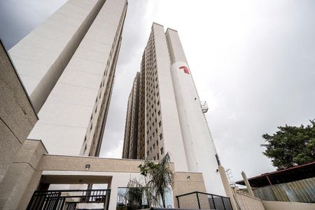 Apartamento para alugar com 33m², 2 quartos e sem vaga Apartamento para alugar com 33m², 2 quartos e sem vagaFachada