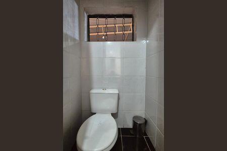 Casa para alugar com 150m², 3 quartos e 2 vagasBanheiro 2