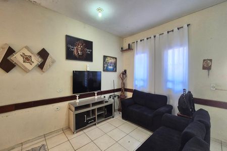 Casa para alugar com 150m², 3 quartos e 2 vagasSala de TV