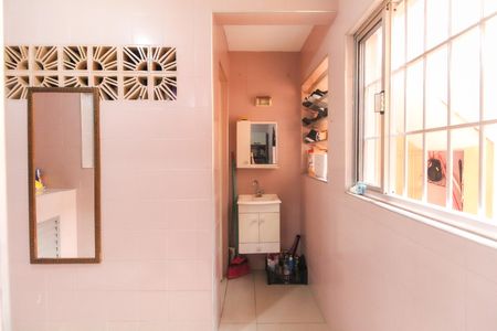 Casa à venda com 137m², 2 quartos e 2 vagas Casa à venda com 137m², 2 quartos e 2 vagasÁrea de Serviço