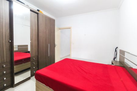 Casa à venda com 137m², 2 quartos e 2 vagas Casa à venda com 137m², 2 quartos e 2 vagasQuarto 2