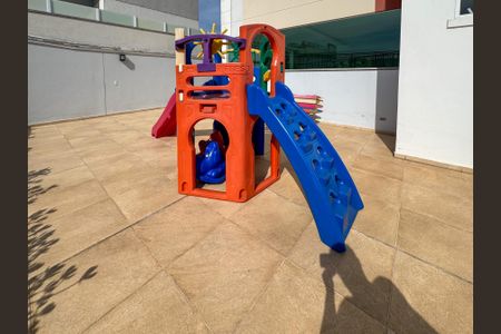 Apartamento à venda com 60m², 2 quartos e 1 vagaÁrea comum - Playground