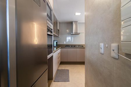 Apartamento à venda com 112m², 3 quartos e 2 vagas Apartamento à venda com 112m², 3 quartos e 2 vagasCozinha