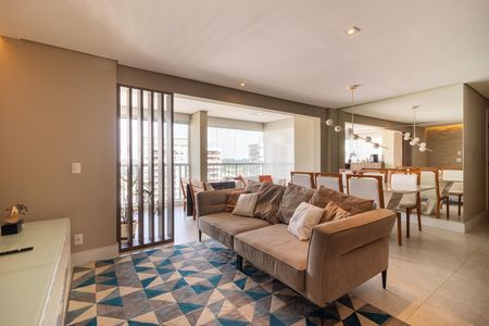 Apartamento à venda com 112m², 3 quartos e 2 vagas Apartamento à venda com 112m², 3 quartos e 2 vagasSala