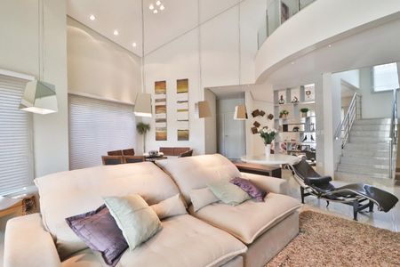 Casa de condomínio para alugar com 485m², 4 quartos e 2 vagasSala