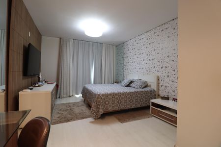 Casa de condomínio para alugar com 485m², 4 quartos e 2 vagasQuarto 2 - Suíte