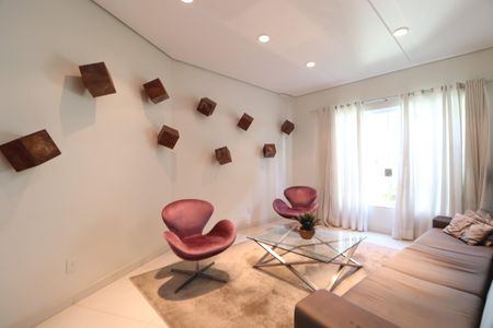 Sala 2 de casa de condomínio para alugar com 4 quartos, 485m² em Aclimação, Uberlândia