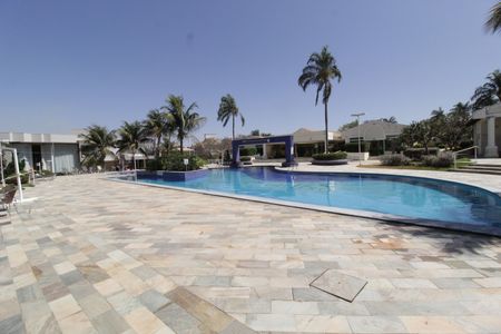 Casa de condomínio para alugar com 485m², 4 quartos e 2 vagasÁrea comum - Piscina