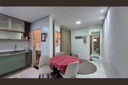 Apartamento à venda com 2 quartos, 48m² em Pinheirinho, Santo André
