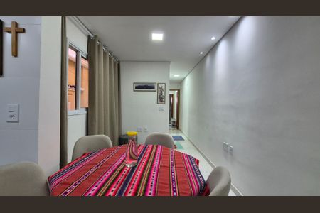 Apartamento à venda com 2 quartos, 48m² em Pinheirinho, Santo André