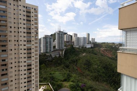 Apartamento para alugar com 68m², 2 quartos e 2 vagasVista da Suíte 1