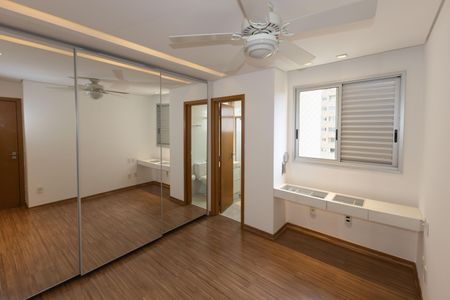 Apartamento para alugar com 68m², 2 quartos e 2 vagasSuíte 1