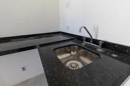 Apartamento para alugar com 41m², 2 quartos e sem vagaSala e cozinha