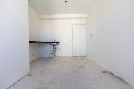 Sala e cozinha de apartamento à venda com 2 quartos, 41m² em Vila Guilhermina, São Paulo