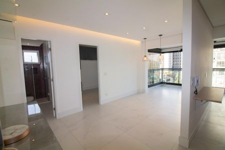 Sala de apartamento para alugar com 1 quarto, 51m² em Chácara Santo Antônio (zona Sul), São Paulo