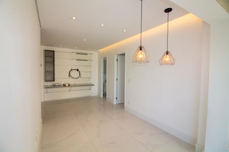 Sala de apartamento para alugar com 1 quarto, 51m² em Chácara Santo Antônio (zona Sul), São Paulo
