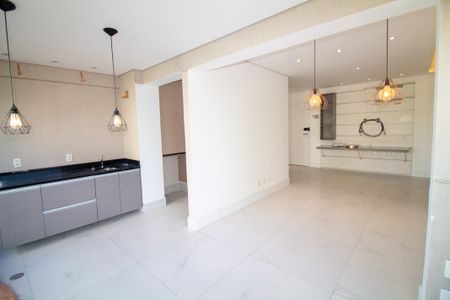 Sala de apartamento para alugar com 1 quarto, 51m² em Chácara Santo Antônio (zona Sul), São Paulo