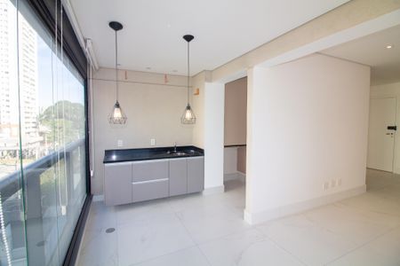 Apartamento para alugar com 51m², 1 quarto e 1 vaga Apartamento para alugar com 51m², 1 quarto e 1 vagaSala de Jantar / Varanda