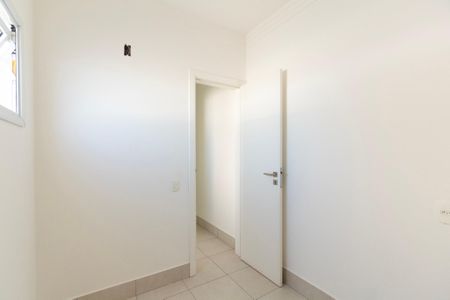 Casa de condomínio para alugar com 950m², 4 quartos e 6 vagas Casa de condomínio para alugar com 950m², 4 quartos e 6 vagasQuarto Serviço