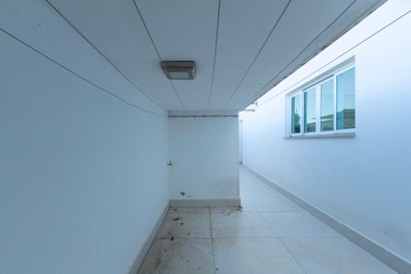 Casa de condomínio para alugar com 950m², 4 quartos e 6 vagas Casa de condomínio para alugar com 950m², 4 quartos e 6 vagasÁrea de Serviço Externa