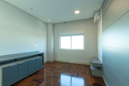 Casa de condomínio para alugar com 950m², 4 quartos e 6 vagas Casa de condomínio para alugar com 950m², 4 quartos e 6 vagasSuíte 3