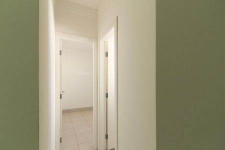 Casa de condomínio para alugar com 950m², 4 quartos e 6 vagas Casa de condomínio para alugar com 950m², 4 quartos e 6 vagasQuarto Serviço