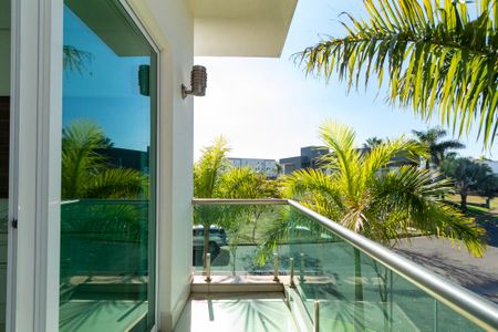 Casa de condomínio para alugar com 950m², 4 quartos e 6 vagas Casa de condomínio para alugar com 950m², 4 quartos e 6 vagasVaranda Sala tv