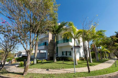 Casa de condomínio para alugar com 950m², 4 quartos e 6 vagas Casa de condomínio para alugar com 950m², 4 quartos e 6 vagasÁrea comum
