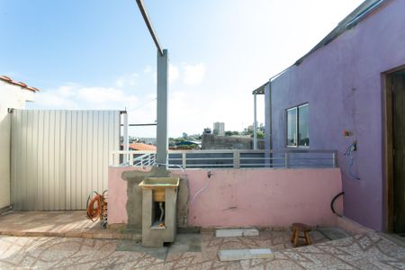 Casa para alugar com 75m², 3 quartos e 1 vagaÁrea de Serviço