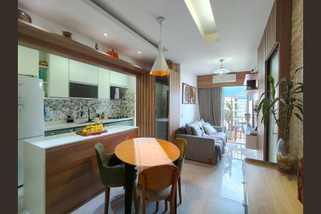 Sala de apartamento à venda com 2 quartos, 58m² em Tijuca, Rio de Janeiro