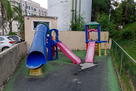 Apartamento para alugar com 45m², 2 quartos e sem vagaÁrea comum - Playground