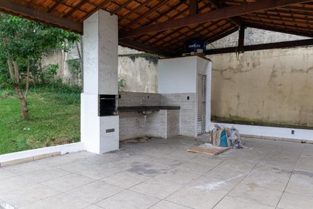 Apartamento para alugar com 45m², 2 quartos e sem vagaÁrea comum - Churrasqueira
